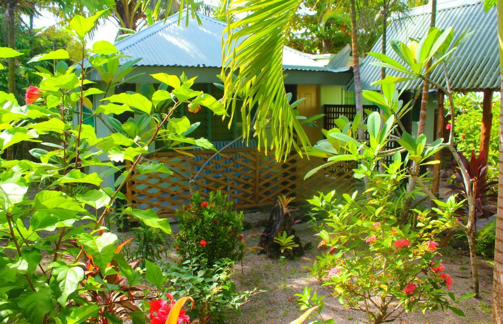 Le Uaina Beach Resort Faleapuna Luaran gambar